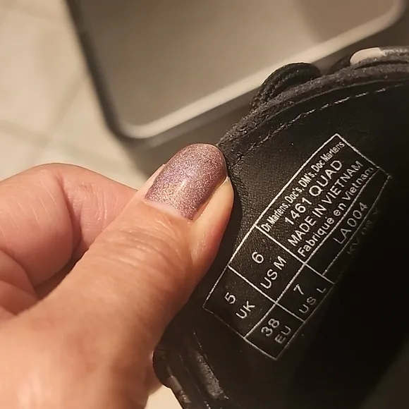 🔥🔥🔥 1 DAY SALE New Unisex Rare Dr Martens 1461
