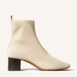 🆕 Everlane The Glove Boot Women's Beige Ankle Boots