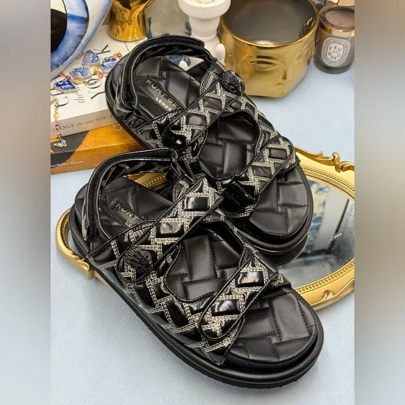 🆕 KURT GEIGER LONDON 🧿 NWOB Orson Patent Quilted Dad Sandals Sz EU38 US 7.5