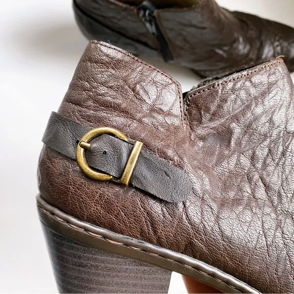 🍩 RIEKER DARK BROWN LEATHER SIDE BUCKLE CHUNKY HEEL BOOTIES!