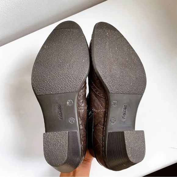 🍩 RIEKER DARK BROWN LEATHER SIDE BUCKLE CHUNKY HEEL BOOTIES!