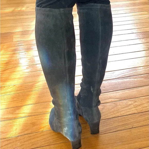 👢 Stuart Weitzman Knee Hi Suede Boots