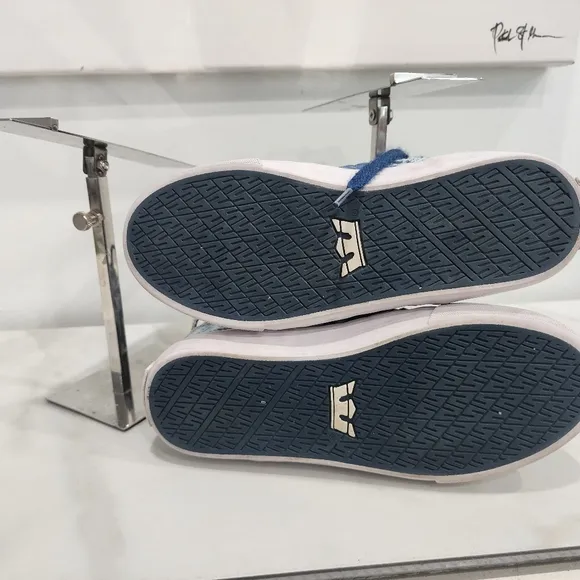 [ SUPRA] boys size 5,- or mens size 3, blue&amp; white hi top &quot; SKYFALL&quot; sneakers