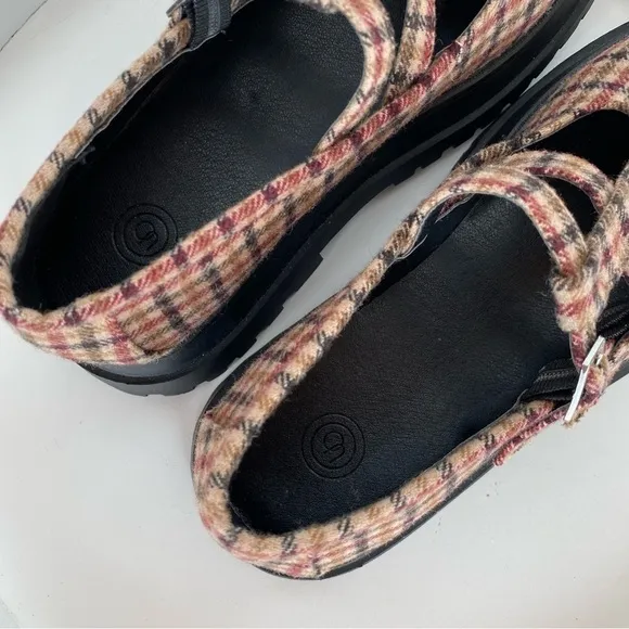 🆕 URBAN OUTFITTERS Tonia Plaid doublestrap Chunky Mary Jane shoes Womens size 6