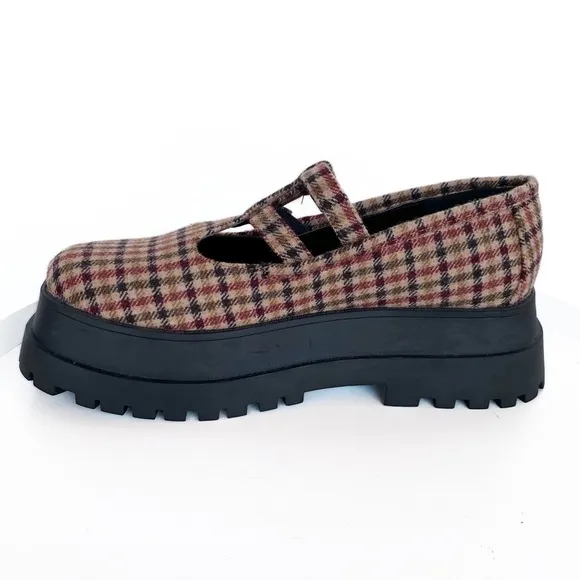 🆕 URBAN OUTFITTERS Tonia Plaid doublestrap Chunky Mary Jane shoes Womens size 6