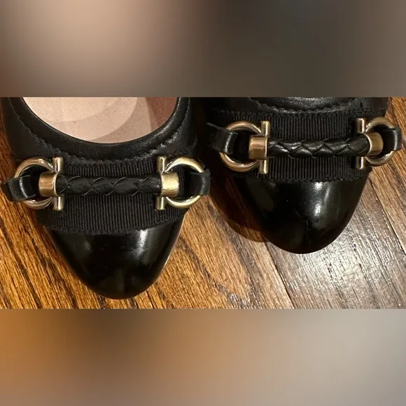 1. Ladies Salvatore Ferragamo Vintage Black Leather and Patent Horse Bit Shoes