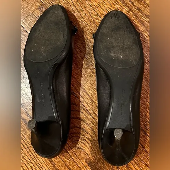 1. Ladies Salvatore Ferragamo Vintage Black Leather and Patent Horse Bit Shoes