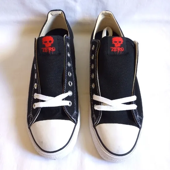 2003 Zero Skateboards X Converse Low Top Shoes Sneakers Mens Size 11 Black White