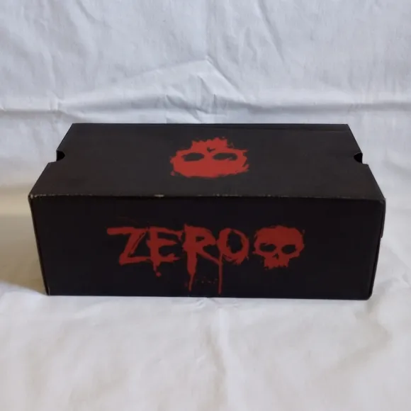 2003 Zero Skateboards X Converse Low Top Shoes Sneakers Mens Size 11 Black White