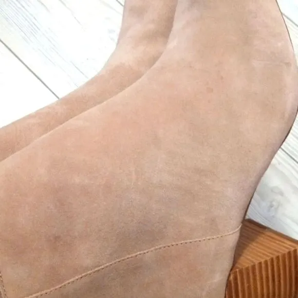 (29-3287) Blondo Women's Tasel Fashion Boots Sz 11