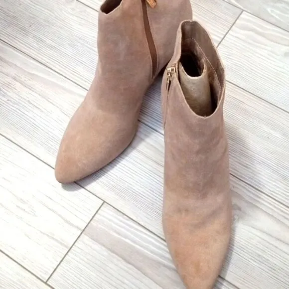 (29-3287) Blondo Women's Tasel Fashion Boots Sz 11