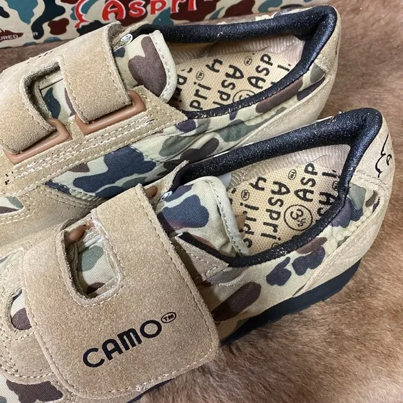 80s Camo Velcro Shoes 3.5 Vintage Pearland Texas