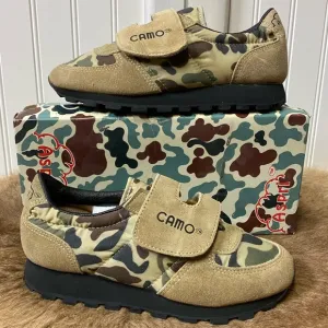 80s Camo Velcro Shoes 3.5 Vintage Pearland Texas