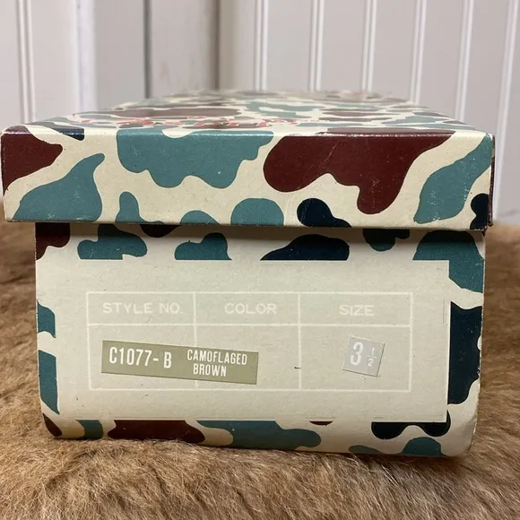 80s Camo Velcro Shoes 3.5 Vintage Pearland Texas