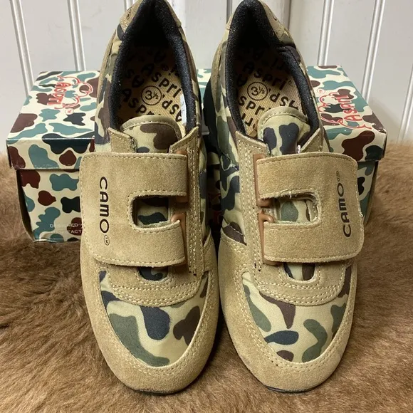 80s Camo Velcro Shoes 3.5 Vintage Pearland Texas