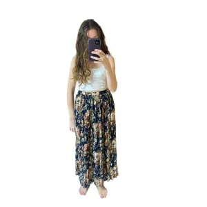 90’s Express floral pleated maxi skirt