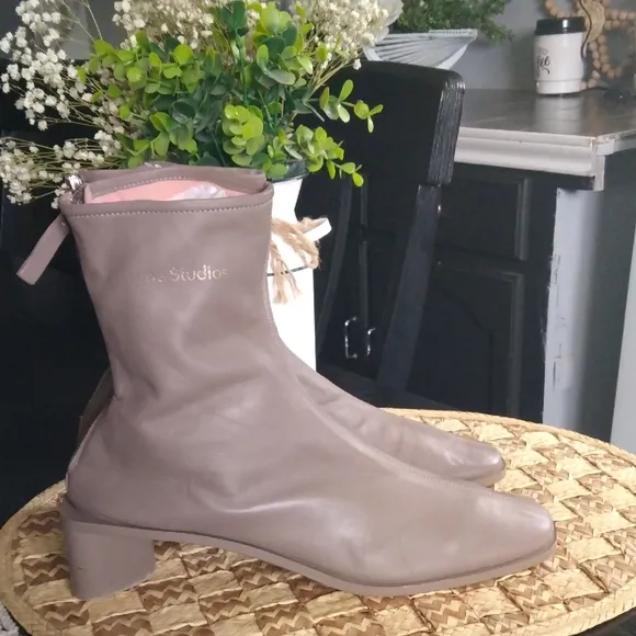 ACNE STUDIOS ANKLE BOOTIES WOMEN'S