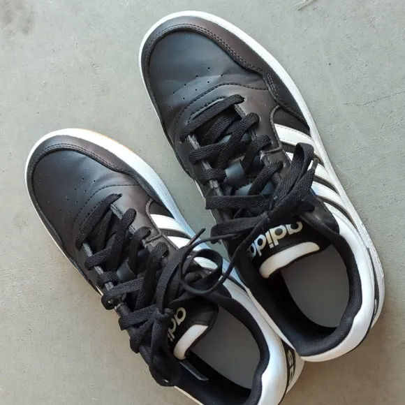 Adidas‎ Hoops 3.0 Low Black &amp; White Classic Shoes Men's Size 6