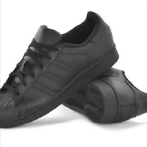Adidas La Marques aux 3 bandes boy Shoes Size 11K