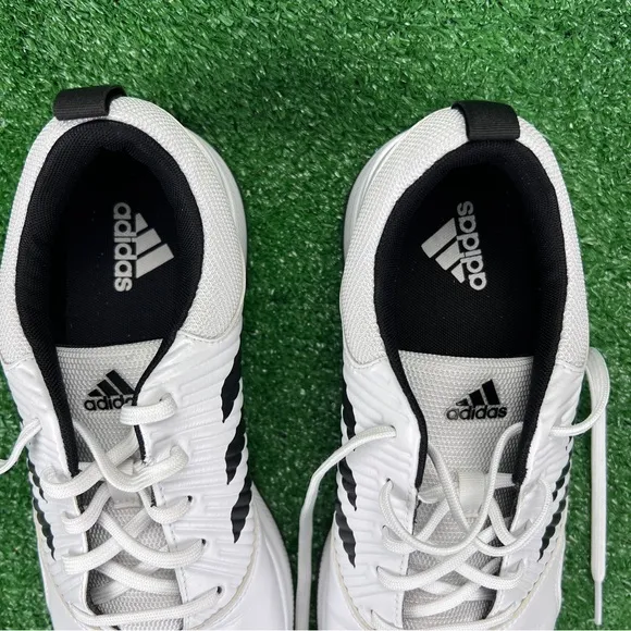 Adidas Men’s Size 11 Golf Shoes CP Traxion SL Sneakers Spikeless White/Black