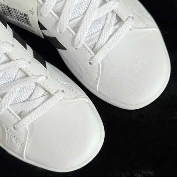 ADIDAS NWT 2 1/2 Kids Unisex Grand Court EF0103 Shoes Sneakers Classic 2.5 Youth