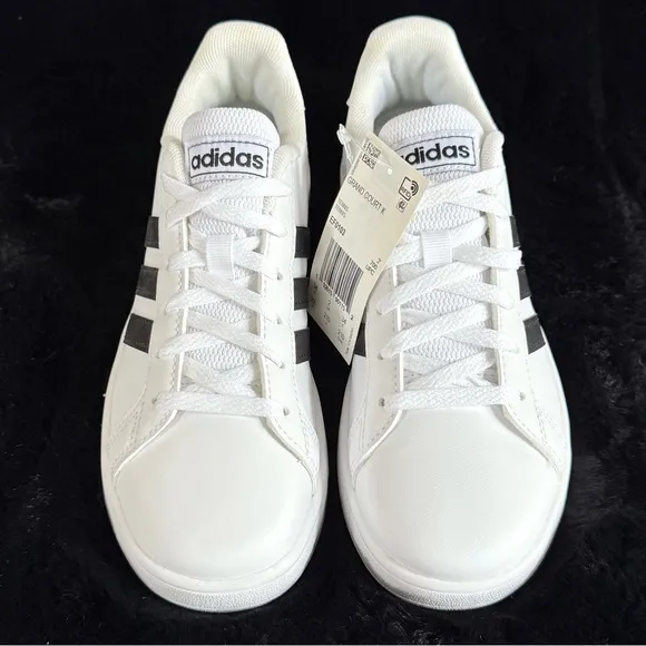 ADIDAS NWT 2 1/2 Kids Unisex Grand Court EF0103 Shoes Sneakers Classic 2.5 Youth