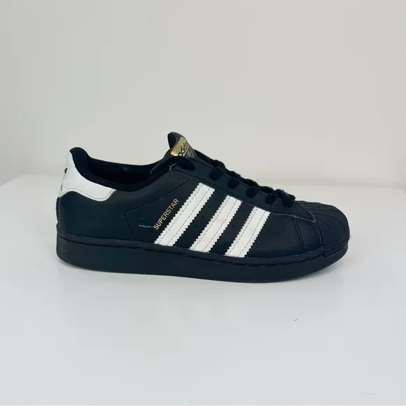 ADIDAS ORIGINALS SUPERSTAR GRADE SCHOOL LIFESTYLE SHOES Size 3