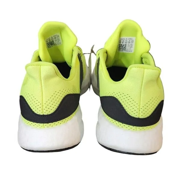 Adidas Pure Boost 22 Shoes Ultra Solar Yellow Sneakers Shoes  Men's Size 10 NEW