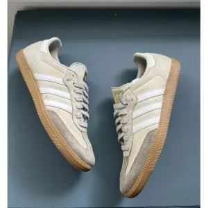 Adidas Shoes - 2017 Samba Low OG Vintage White - Sz 9.5 Mens - Gum Beige Brown