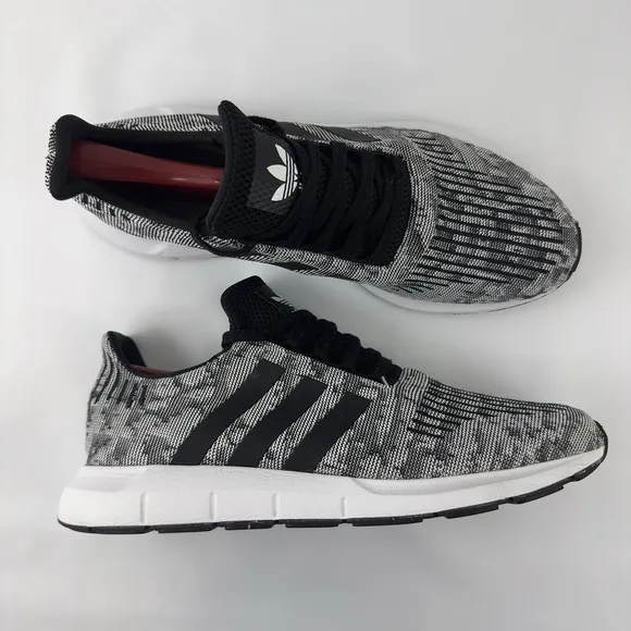 Adidas Swift Run Black White Knit Men's Size 13 Sneakers EE4442