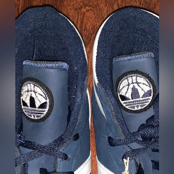 Adidas top ten size 11