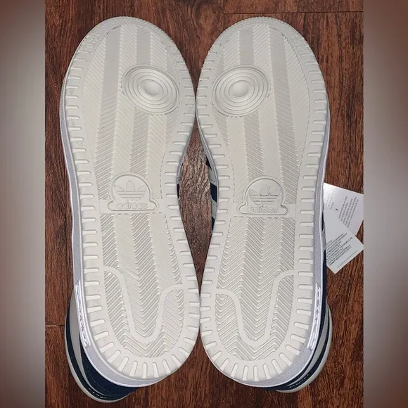 Adidas top ten size 11