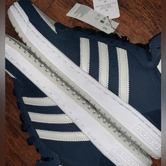 Adidas top ten size 11