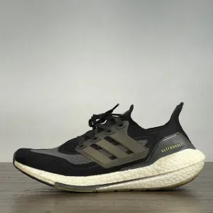 adidas UltraBOOST 21 Mens 9 Black Running Walking Shoes Gym Training Workout