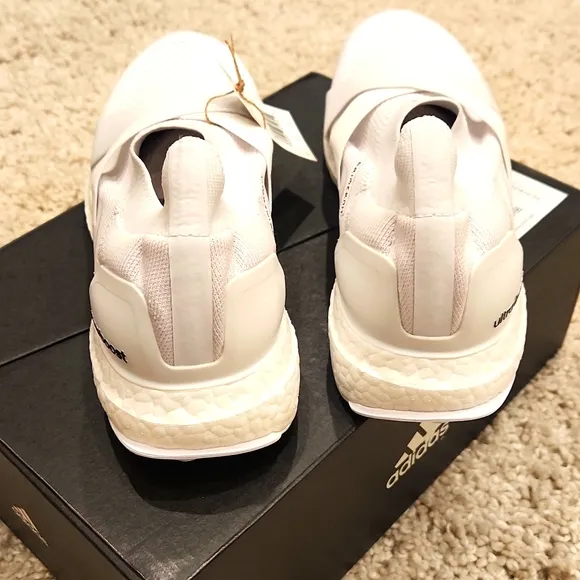 Adidas UltraBoost Slip On DNA Running Shoes size 9.5