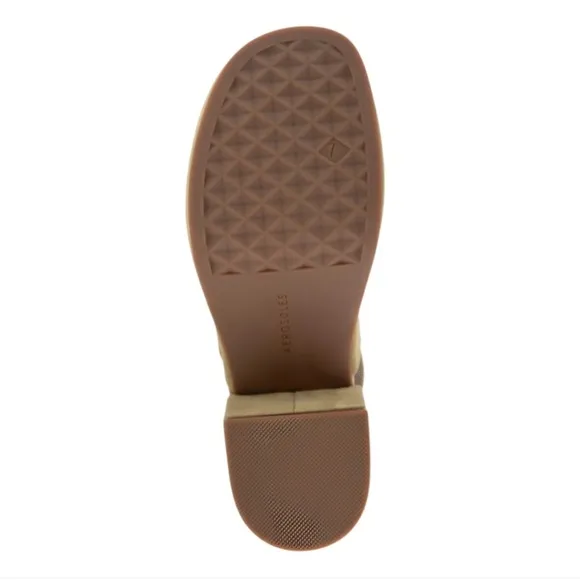 Aerosoles Suede Clarkson Shoes