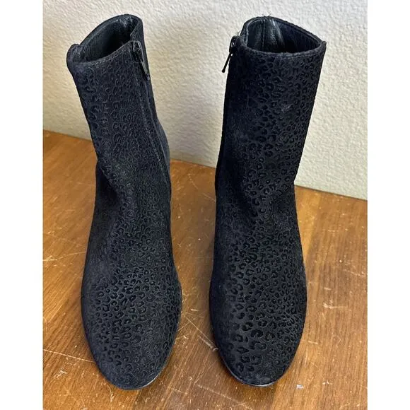 AGL Ankle Boots NEW Women 5.5 Black Suede Leather Embossed Ankle Boot Side Zip