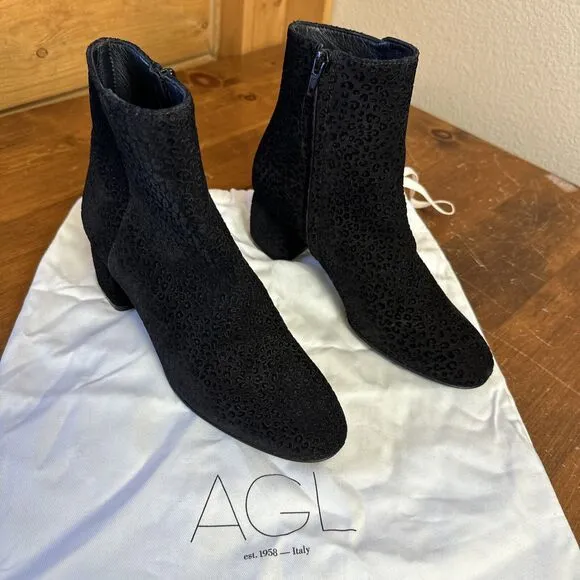 AGL Ankle Boots NEW Women 5.5 Black Suede Leather Embossed Ankle Boot Side Zip