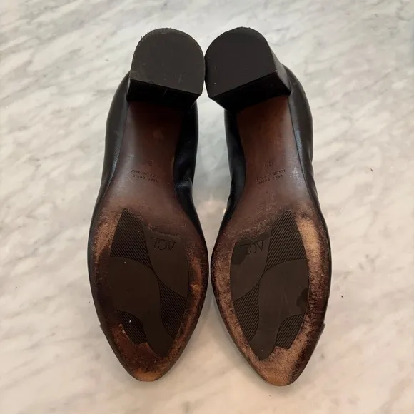 AGL Leather Pumps Block Heel Cap Toe Classic Black Size 37
