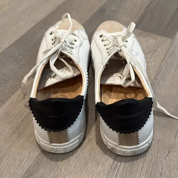 AGL Women's Sade Low Top Sneakers