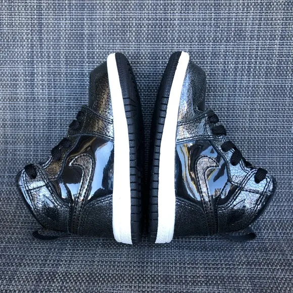 Air Jordan 1 Retro High BT 'Black Patent' High-Top Sneakers Infants size 5