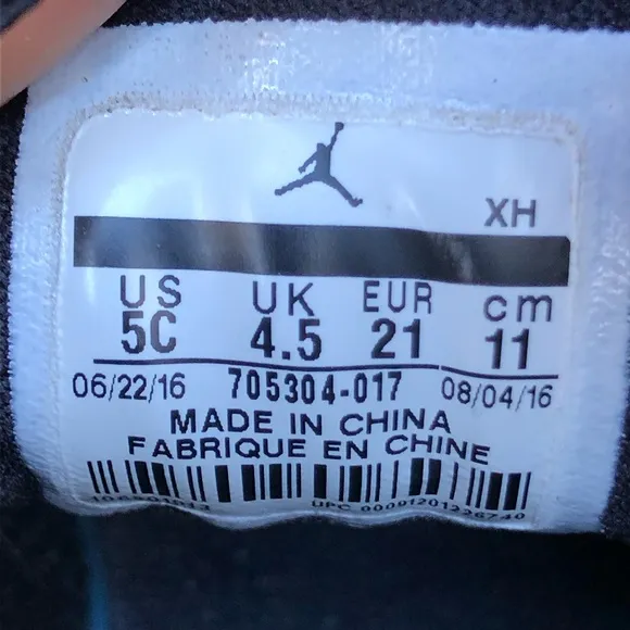 Air Jordan 1 Retro High BT 'Black Patent' High-Top Sneakers Infants size 5