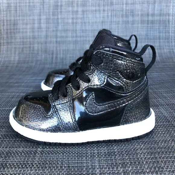 Air Jordan 1 Retro High BT 'Black Patent' High-Top Sneakers Infants size 5