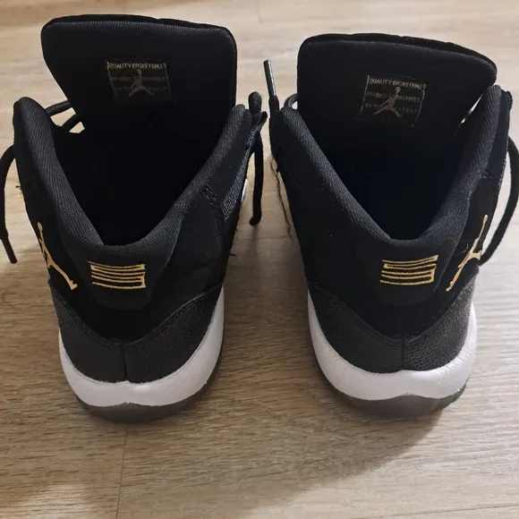 Air Jordan 11 Retro Premium Black Gold White High-Top Sneakers Size 7