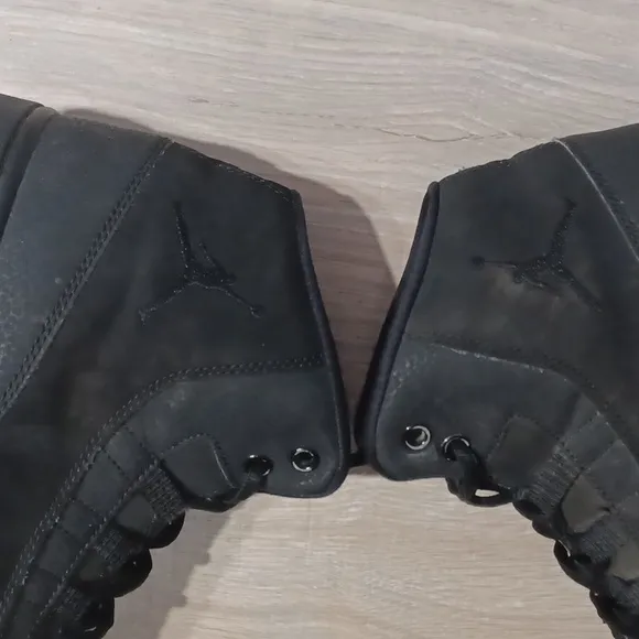 AIR JORDAN EXECUTIVE black sneakers.  Black mid top gym shoes.  Black sneakers