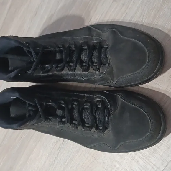 AIR JORDAN EXECUTIVE black sneakers.  Black mid top gym shoes.  Black sneakers