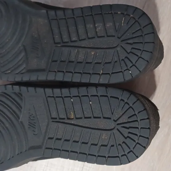 AIR JORDAN EXECUTIVE black sneakers.  Black mid top gym shoes.  Black sneakers