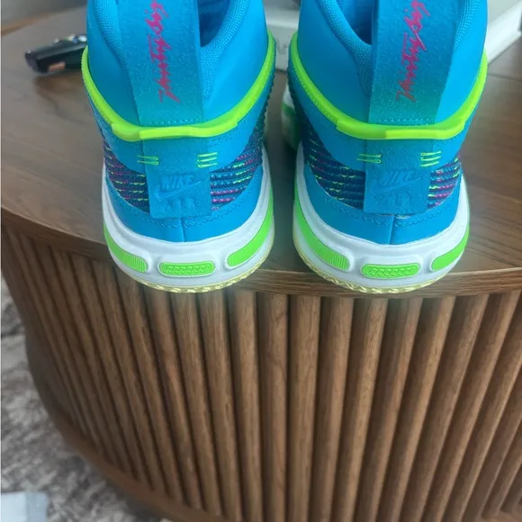 Air Jordan xxxv1 Luka brand new