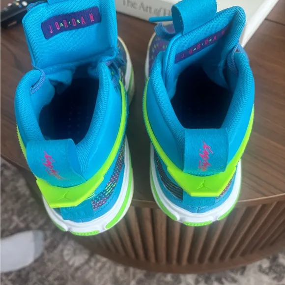 Air Jordan xxxv1 Luka brand new