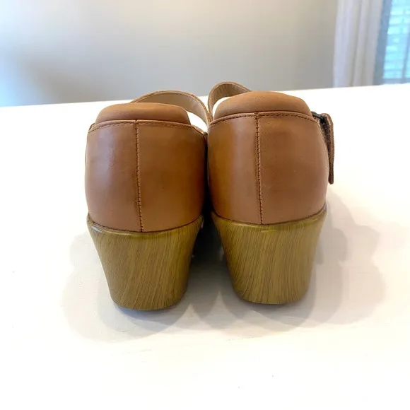 Alegria Women's Brown‎ Perforated Leather Rene Cognac Mary Jane Shoes US Size 10